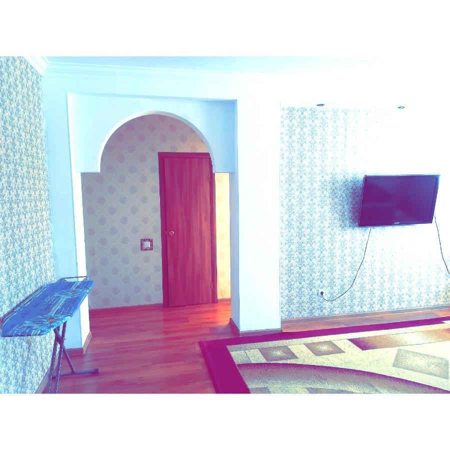 Apartment In Heart Of Astana Exterior foto